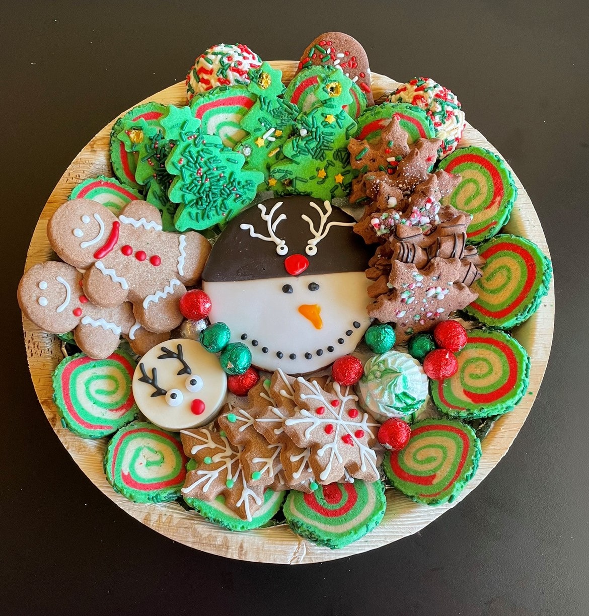 H-Holiday Round Cookie Platter