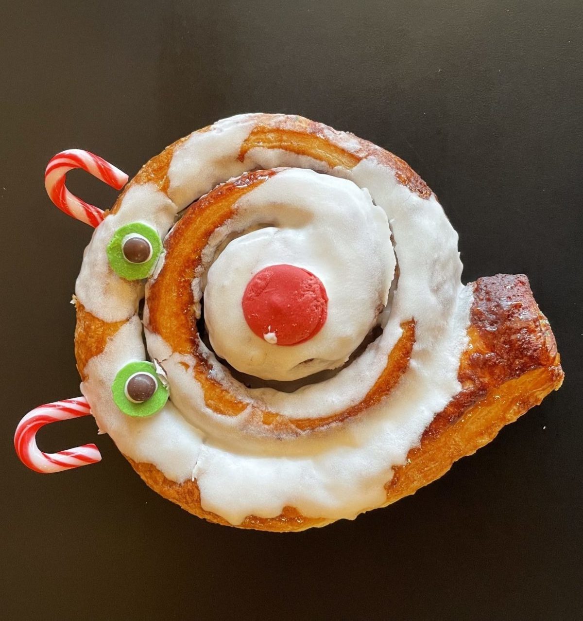 Reindeer Cinnamon roll